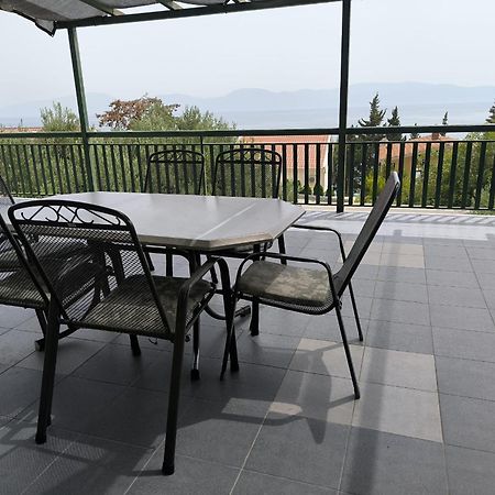 Apartment Jadranka Брист Экстерьер фото