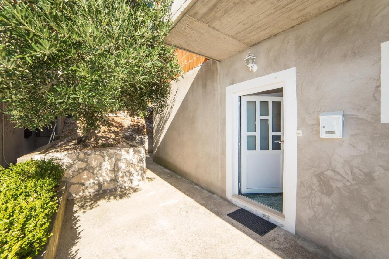 Apartment Jadranka Брист Экстерьер фото